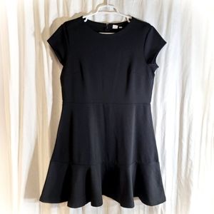 GAP 14 Ruffle Dress Black